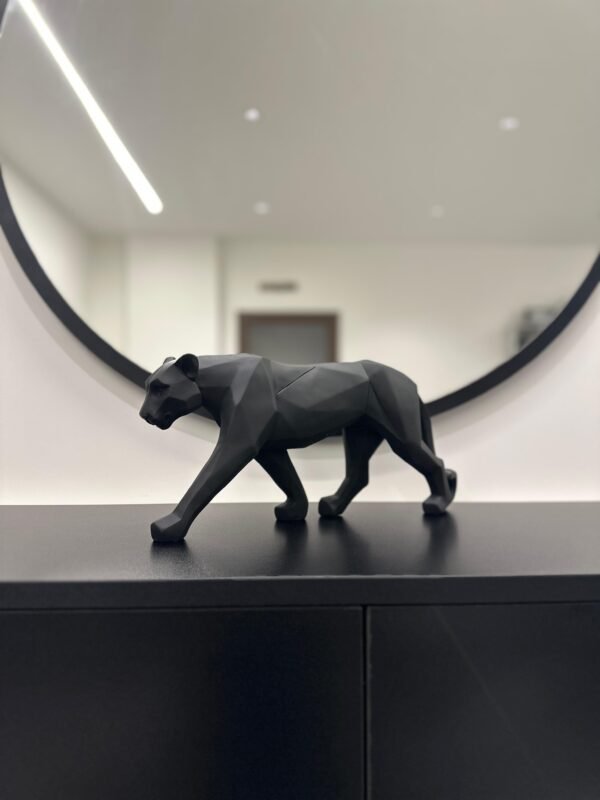 TIGER - Image 2